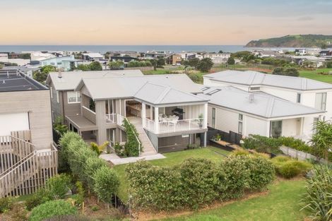 Photo of property in 58 Mangatawhiri Road, Omaha, Warkworth, 0986