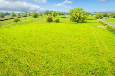 Photo of property in 36 Bell Road, Ngahinapouri, 3883