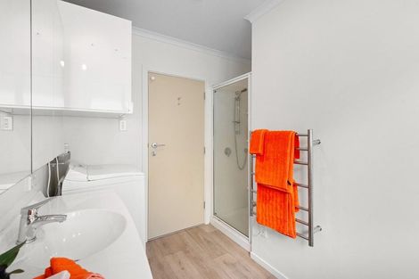 Photo of property in 107 Cliffs Road, Saint Clair, Dunedin, 9012