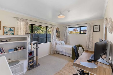 Photo of property in 20a Annandale Avenue, Takaro, Palmerston North, 4410