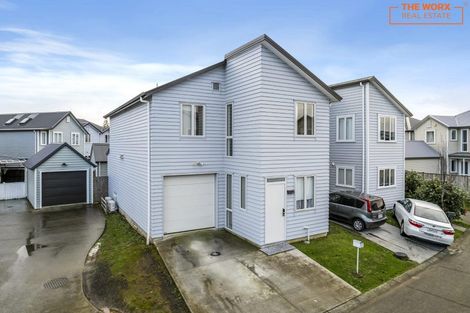 Photo of property in 23 Bellbird Street, Papakura, 2110