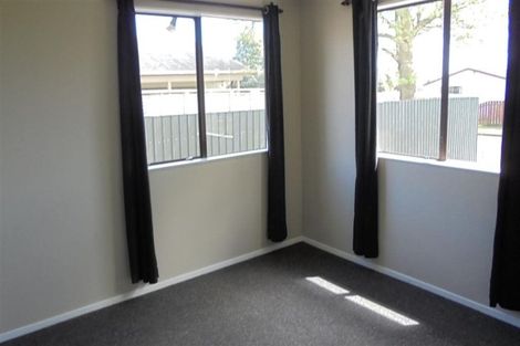 Photo of property in 18 Rimu Street, Levin, 5510