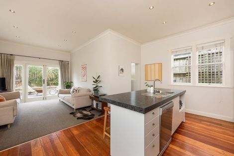 Photo of property in 99a Freyberg Street, Lyall Bay, Wellington, 6022