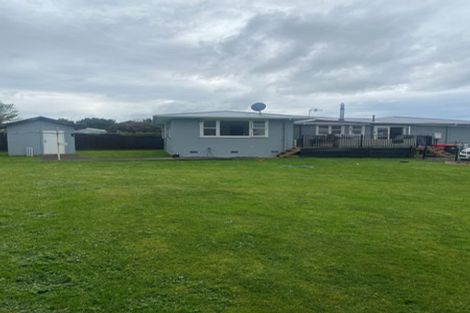 Photo of property in 14 Lewis Place, Highbury, Palmerston North, 4412