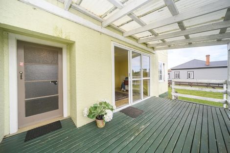 Photo of property in 12 Rira Street, Marton, 4710