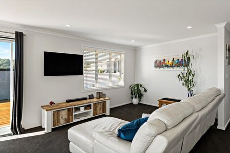 Photo of property in 30 Raymond Grace Avenue, Huapai, Kumeu, 0810