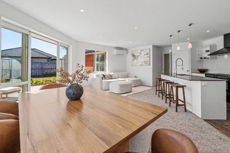 Photo of property in 5 Jozecom Place, Rolleston, 7614