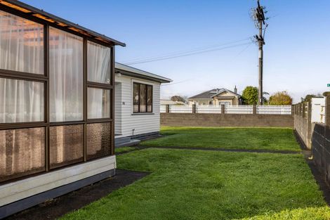 Photo of property in 102 Brecon Road, Stratford, 4332