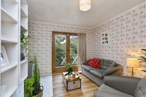 Photo of property in 85 Volga Street, Island Bay, Wellington, 6023