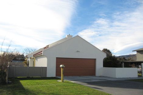 Photo of property in 20 Coleraine Street, Cromwell, 9310