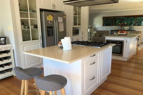 Photo of property in 5 Theodora Place, Mairangi Bay, Auckland, 0630