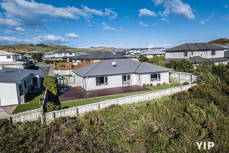 Photo of property in 239 Mark Avenue, Grenada Village, Wellington, 6037