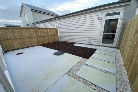 Photo of property in 37 Aviation Street, Takanini, 2112