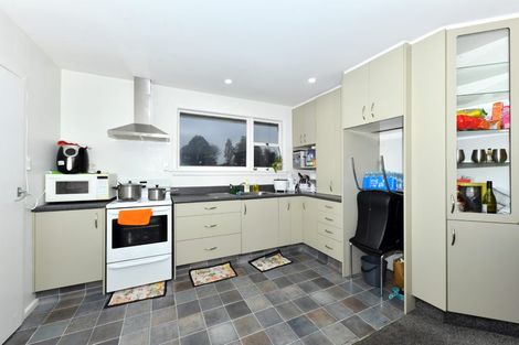 Photo of property in 39 Kathleen Crescent, Hornby, Christchurch, 8042