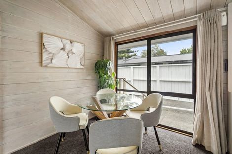 Photo of property in 1/38 Sandiacre Way, Browns Bay, Auckland, 0630