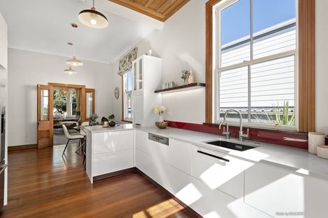 Photo of property in 5 Jeypore Street, Berhampore, Wellington, 6023