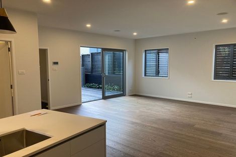 Photo of property in 8 O'halloran Road, Howick, Auckland, 2014