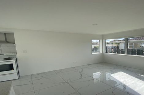 Photo of property in 1/80 Borich Road, Sunnyvale, Auckland, 0612