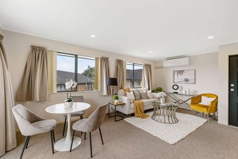 Photo of property in 40 Regents Park Place, Westgate, Auckland, 0614