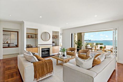 Photo of property in 55 Cliff Road, Saint Heliers, Auckland, 1071