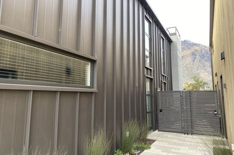 Photo of property in 51 Ryan Loop, Jacks Point, 9371