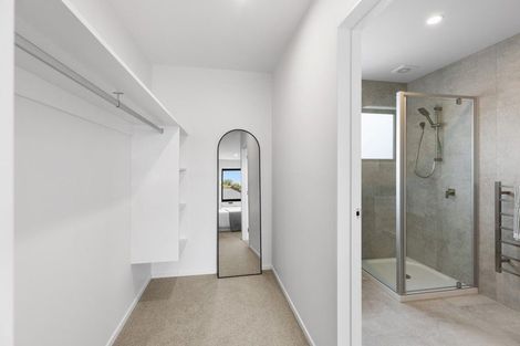 Photo of property in 4/90 Holly Road, St Albans, Christchurch, 8014