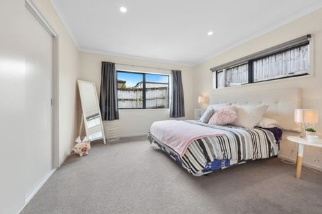 Photo of property in 77 Isabella Drive, Pukekohe, 2120