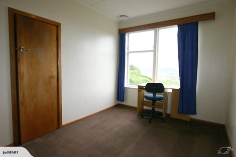 Photo of property in 19 Zetland Street, Highbury, Wellington, 6012