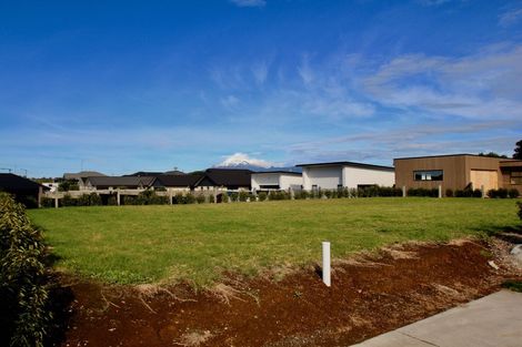Photo of property in 7 Kotare Drive, Waiwhakaiho, New Plymouth, 4312