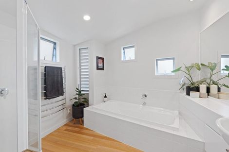 Photo of property in 357 Royal Road, Massey, Auckland, 0614