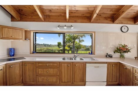 Photo of property in 14 Peters Lane, Taupaki, Henderson, 0782