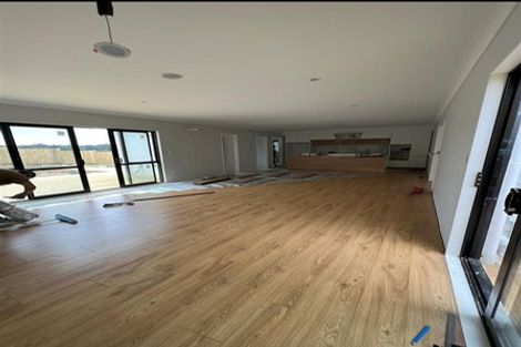 Photo of property in 16 Lumber Rise, Swanson, Auckland, 0614