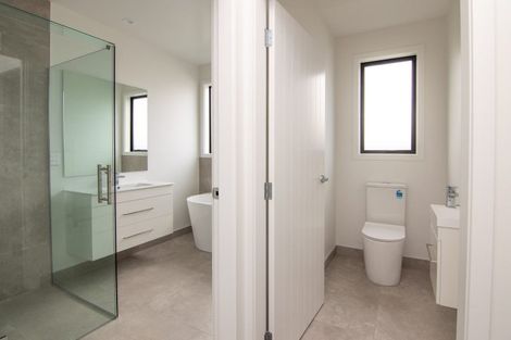 Photo of property in 40a Clifton Terrace, Fitzherbert, Palmerston North, 4410