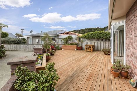 Photo of property in 2a James Street, Plimmerton, Porirua, 5026
