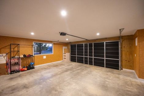 Photo of property in 195 Pacific Drive, Fitzherbert, Palmerston North, 4410