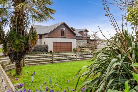 Photo of property in 1248 Egmont Road, Egmont Village, New Plymouth, 4372