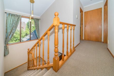 Photo of property in 4 Dresdan Court, Hokowhitu, Palmerston North, 4410