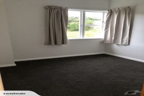 Photo of property in 33 Hindmarsh Street, Johnsonville, Wellington, 6037