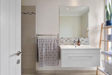 Photo of property in 10 Kuta Street, Pegasus, 7612