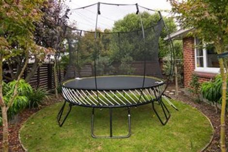 Photo of property in 2 Springbank Street, Bryndwr, Christchurch, 8053