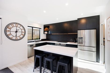 Photo of property in 58 Kanuka Drive, Hokowhitu, Palmerston North, 4410