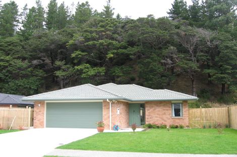 Photo of property in 27 Evergreen Crescent, Trentham, Upper Hutt, 5018