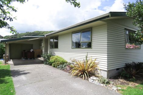 Photo of property in 14 Times Street, Reefton, 7830