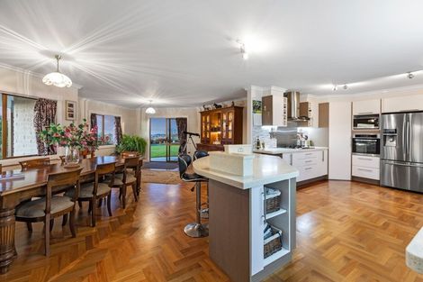 Photo of property in 12 Tobacco Hill, Welcome Bay, Tauranga, 3175