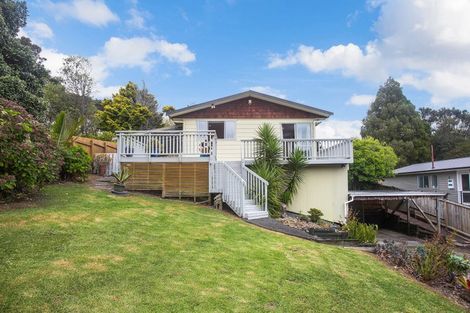 Photo of property in 7 Napuka Road, Henderson Valley, Auckland, 0612