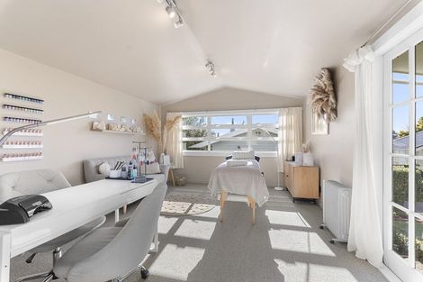 Photo of property in 145 Clawton Street, Westown, New Plymouth, 4310