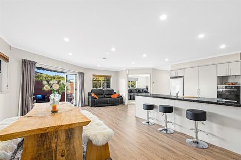 Photo of property in 41 Chic Gardens, Parakai, 0830