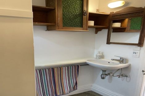 Photo of property in 2 Bath Street, Plimmerton, Porirua, 5026