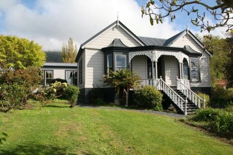 Photo of property in 130 Aramoana Road, Deborah Bay, Port Chalmers, 9082