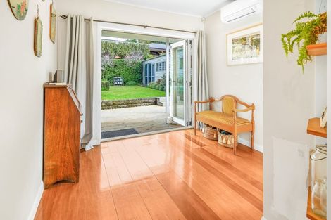 Photo of property in 67 Forest Lake Road, Forest Lake, Hamilton, 3200